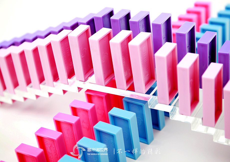多米諾世界專業(yè)器材—小橋  